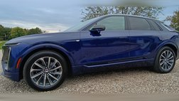 2025 Cadillac LYRIQ Sport 1