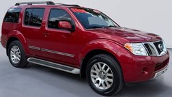 2011 Nissan Pathfinder LE