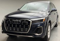 2025 Audi Q7 quattro Premium 45 TFSI