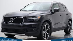 2021 Volvo XC40 T5 Momentum