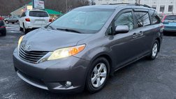 2011 Toyota Sienna LE