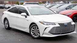 2021 Toyota Avalon Hybrid XLE
