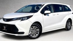 2024 Toyota Sienna LE 8-Passenger