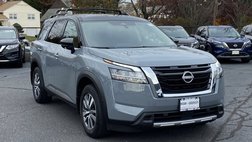 2024 Nissan Pathfinder SL