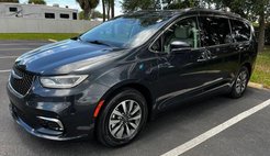 2021 Chrysler Pacifica Hybrid Touring L