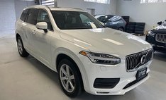 2022 Volvo XC90 T5 Momentum