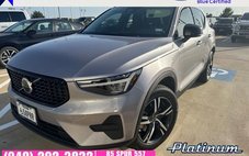 2026 Volvo XC40 B4 Core