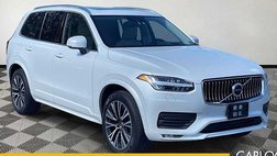 2022 Volvo XC90 T6 Momentum 7-Passenger