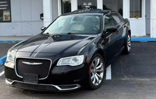 2017 Chrysler 300 Limited