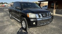 2013 Nissan Titan SV
