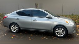 2018 Nissan Versa SV