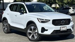 2026 Volvo XC40 B5 Plus