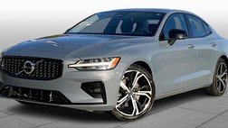 2024 Volvo S60 B5 Plus Dark Theme