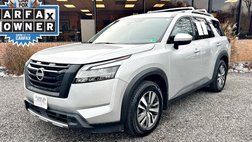 2023 Nissan Pathfinder SL