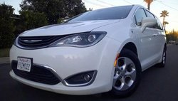 2018 Chrysler Pacifica Hybrid Touring Plus