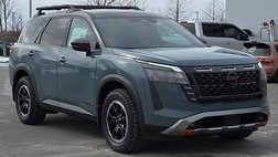 2026 Nissan Pathfinder SV