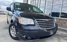 2008 Chrysler Town and Country Touring
