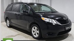 2016 Toyota Sienna LE