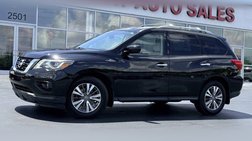 2020 Nissan Pathfinder SV