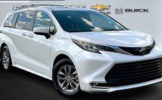 2022 Toyota Sienna XLE