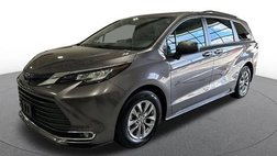 2022 Toyota Sienna XLE
