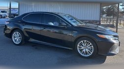 2020 Toyota Camry Hybrid XLE