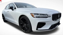 2023 Volvo S60 Recharge T8 Plus Black Edition