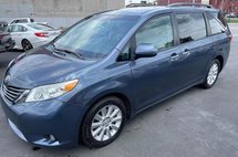 2015 Toyota Sienna XLE 7-Passenger