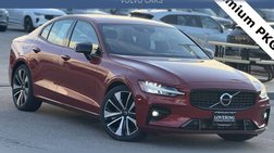 2022 Volvo S60 B5 Momentum