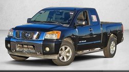 2014 Nissan Titan SV