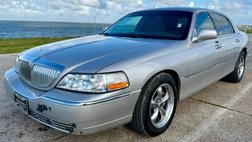 2010 Lincoln Town Car Signature Limited