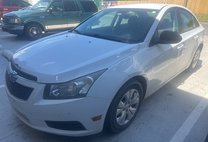 2013 Chevrolet Cruze LS Auto