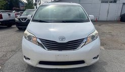 2012 Toyota Sienna XLE 8-Passenger