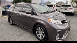 2020 Toyota Sienna XLE