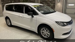 2024 Chrysler Voyager LX