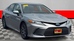 2023 Toyota Camry Hybrid XLE