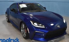 2025 Toyota GR86 Premium