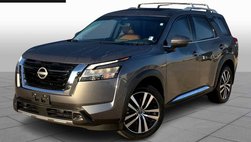 2023 Nissan Pathfinder Platinum