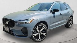 2024 Volvo XC60 Recharge T8 Ultimate Dark Theme