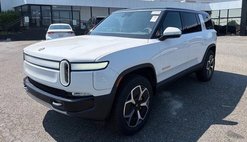 2024 Rivian R1S Adventure