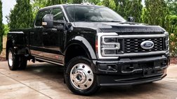 2025 Ford F-450 Super Duty Platinum