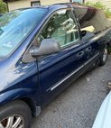 2005 Chrysler Town and Country Touring