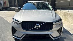 2025 Volvo XC60 B5 Plus Dark Theme