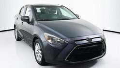 2017 Toyota Yaris iA Base
