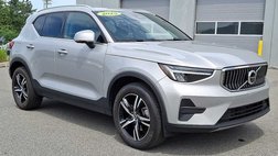2025 Volvo XC40 B5 Core Bright Theme
