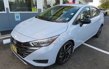 2024 Nissan Versa SR