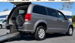 2017 Dodge Grand Caravan SXT Wheelchair Van