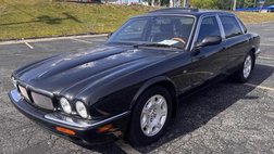 2000 Jaguar XJR Base