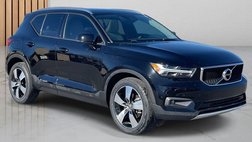 2021 Volvo XC40 T5 Momentum