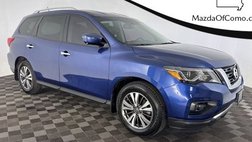 2017 Nissan Pathfinder SL